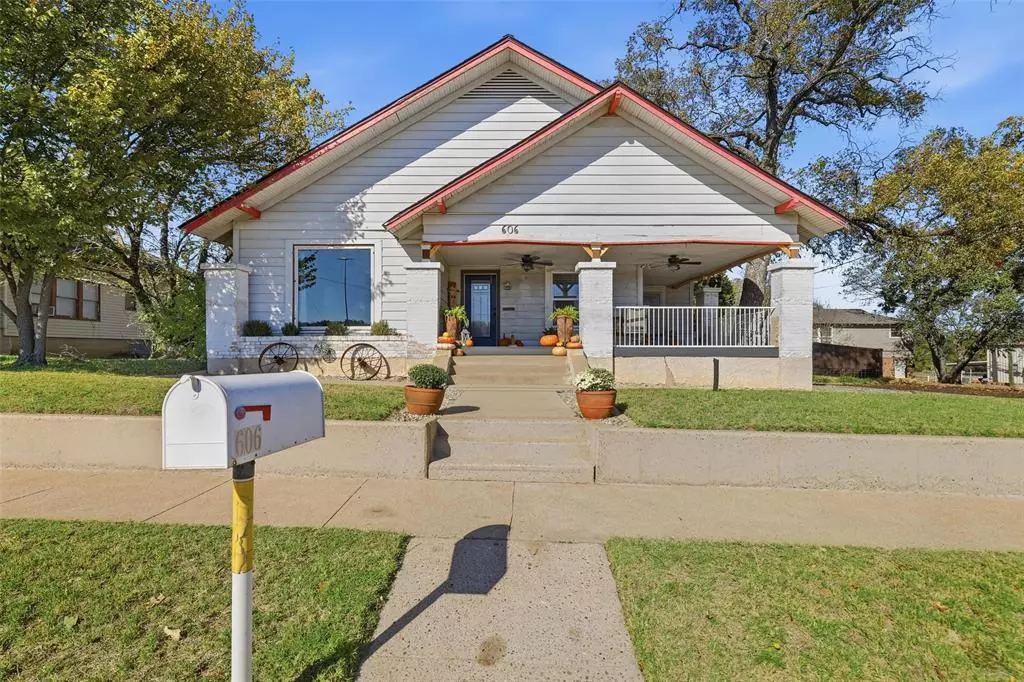 Weatherford, TX 76086,606 Palo Pinto Street