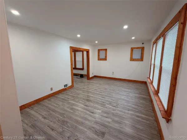 Detroit, MI 48204,10008 Manor ST