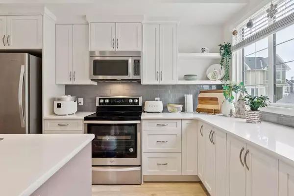 Calgary, AB T3R 0Z7,305 Nolanlake Villas NW