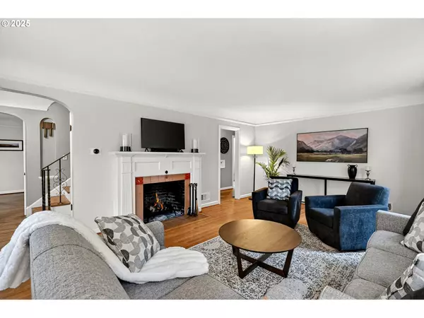 Portland, OR 97202,7116 SE 30TH AVE