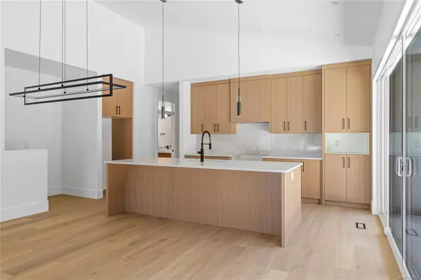 Lantzville, BC V0R 2H0,6920 Shale Rd