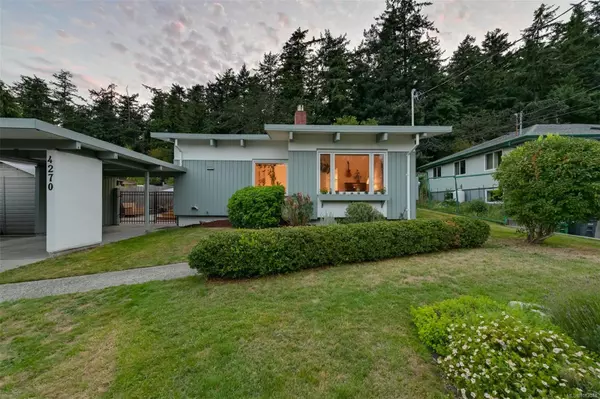 Saanich, BC V8N 2C3,4270 Parkside Cres