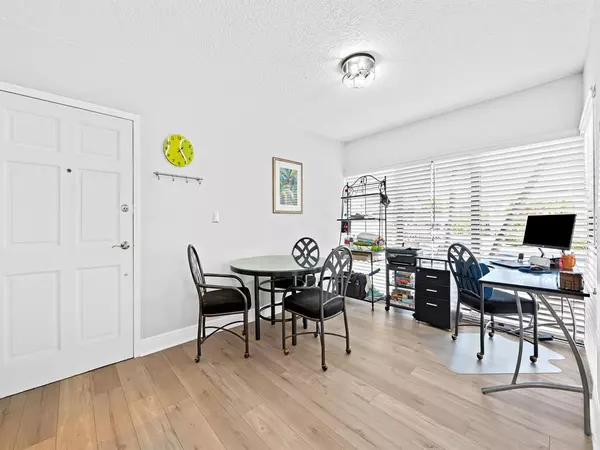 Fort Lauderdale, FL 33305,1839 Middle River Dr #105