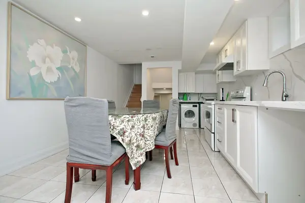 Toronto E07, ON M1S 3T5,104 Snowhill CRES #BSMT