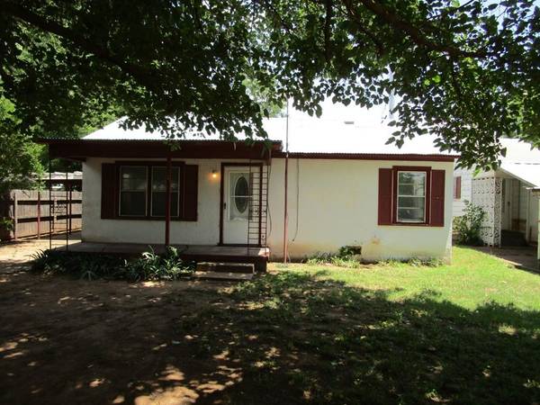504 N Cedar Street,  Seymour,  TX 76380