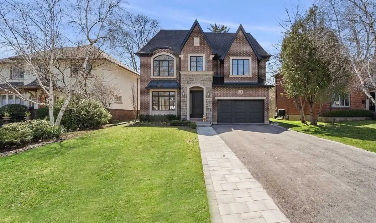 Toronto W08, ON M9A 1H9,18 Burnhamthorpe Park BLVD