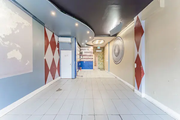 Toronto E06, ON M1L 1C1,3212 Danforth AVE