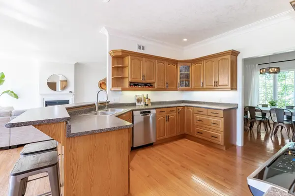 Severn, ON L0K 1E0,1461 Upper Big Chute RD