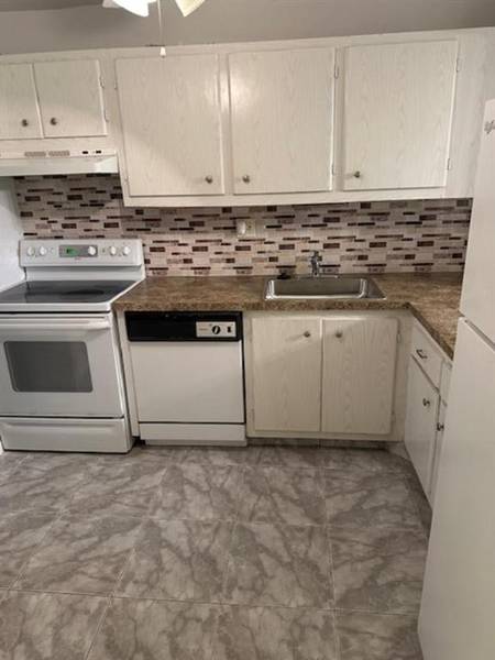 7831 N Colony Cir N #203, Tamarac, FL 33321