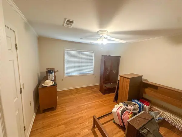 894 Percy Burns Road, Springhill, LA 71075