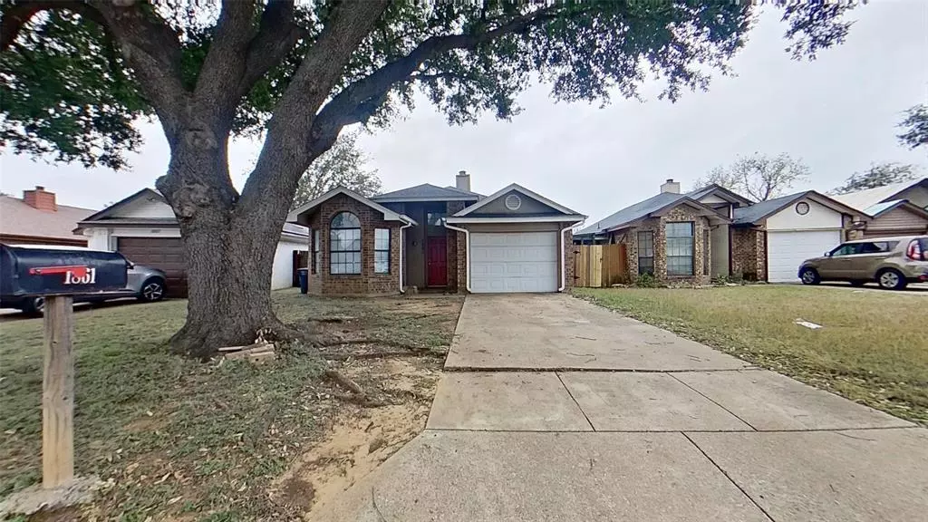 1861 Woodhall Way, Fort Worth, TX 76134