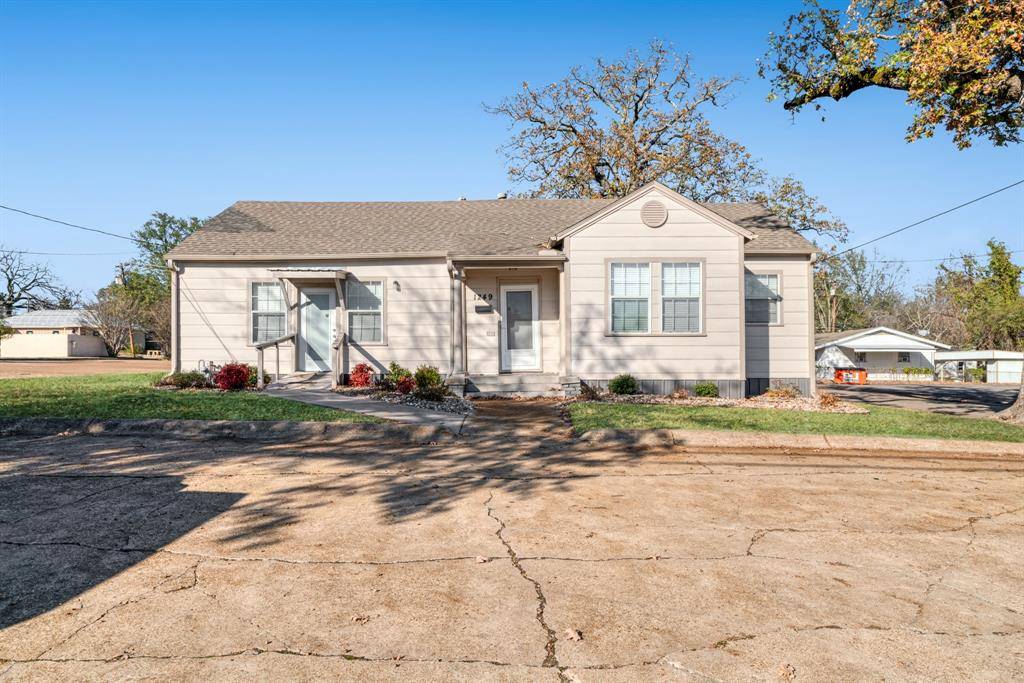 1249 Lamar Avenue, Paris, TX 75460