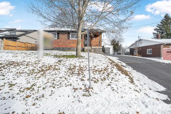 Stirling-rawdon, ON K0K 3E0,207 Baker ST