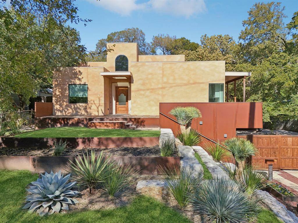 8635 San Leandro Drive, Dallas, TX 75218