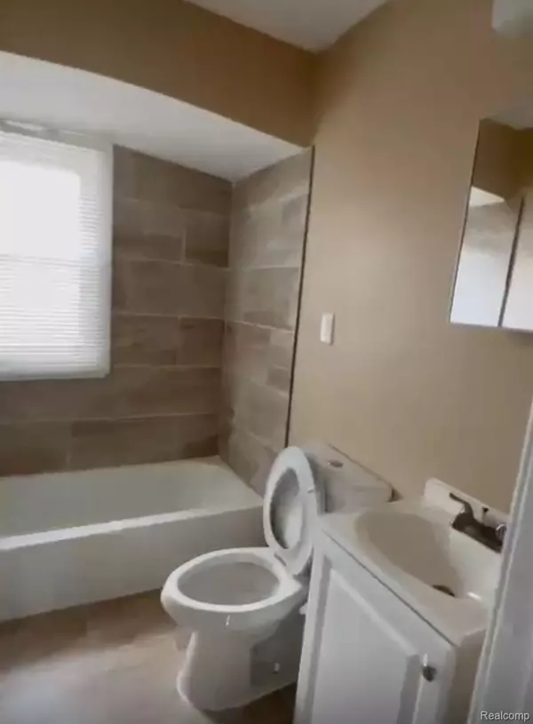 Detroit, MI 48228,11683 STAHELIN AVE