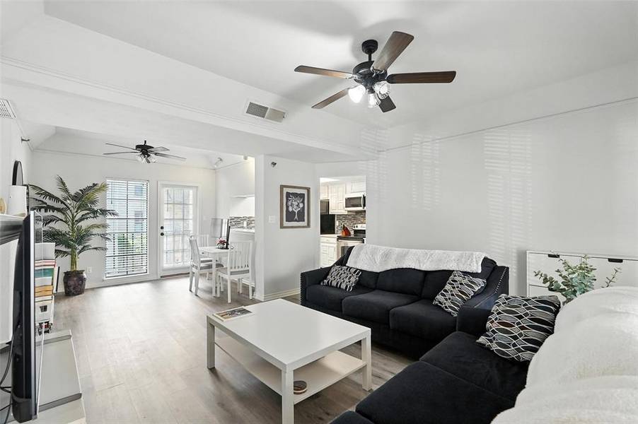 3105 San Jacinto Street #205, Dallas, TX 75204