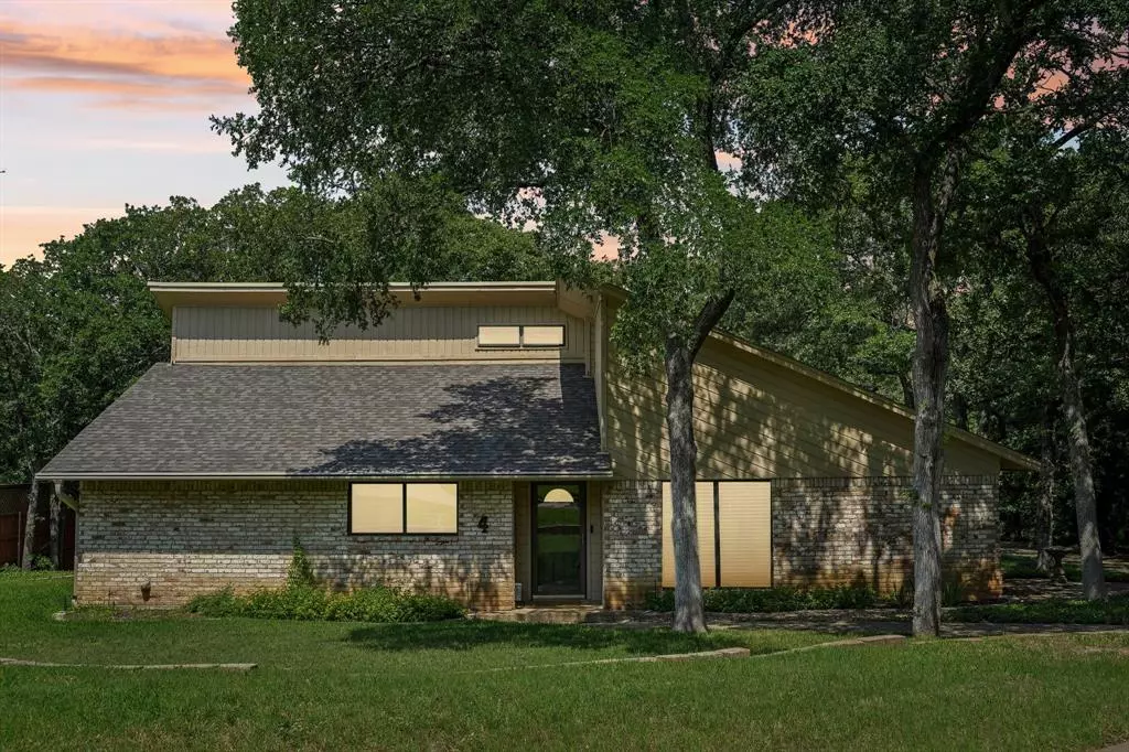 Hickory Creek, TX 75065,4 Royal Oaks Boulevard