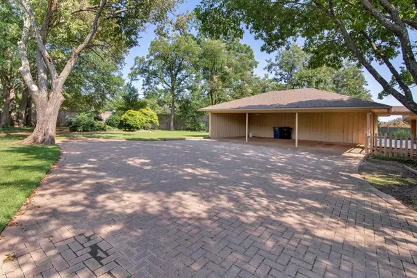 Denison, TX 75020,2521 Brookhaven Drive