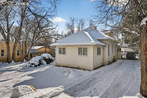 Colorado Springs, CO 80905,921 Cheyenne BLVD