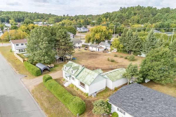 59 Drohan ST, Madawaska Valley, ON K0J 2M0