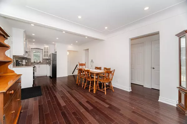 Hamilton, ON L9A 2Z1,166 Terrace DR