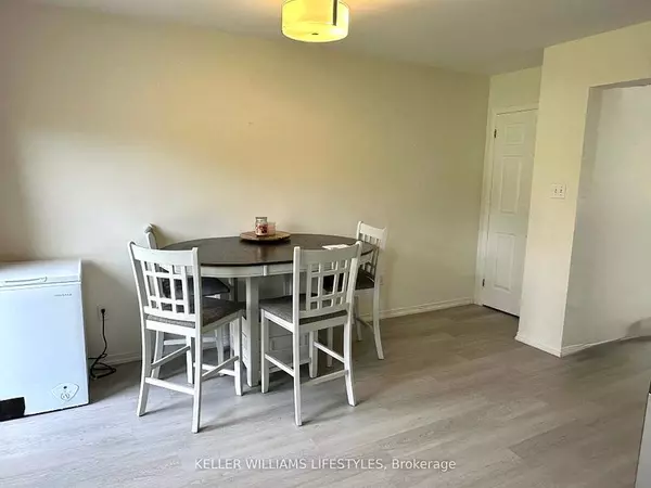 London North, ON N6G 5E1,50 CHAPMAN CT #63