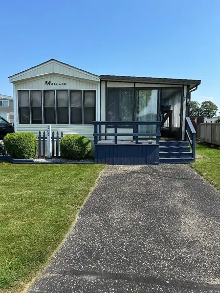 3675 E Michigan AVE, Au Gres, MI 48703