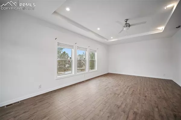 Florissant, CO 80816,20 Apache CIR