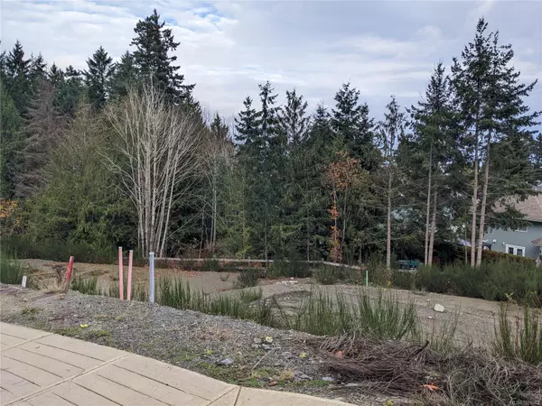 Ladysmith, BC V9G 1N4,LT7 Hunter Way