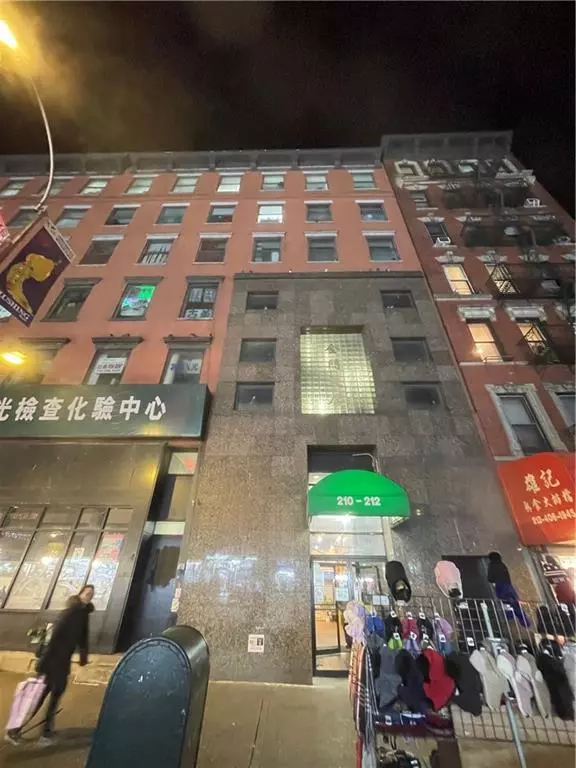 New York, NY 10013,210 Canal ST #505