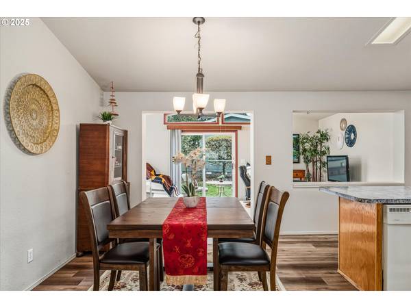 Eugene, OR 97402,4055 ROYAL AVE #87