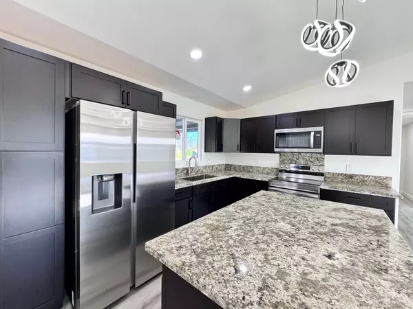 Pahoa, HI 96778,16-2114 SUGARCANE LN