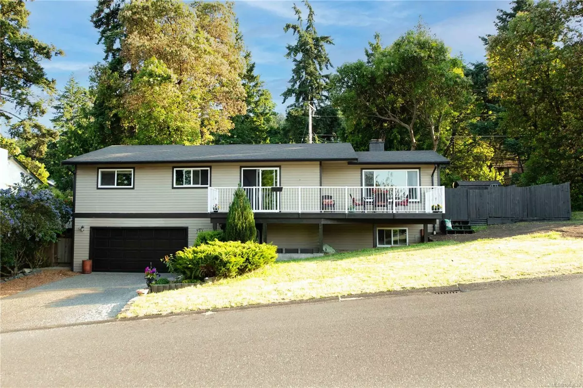 Colwood, BC V9B 5N7,791 Cecil Blogg Dr
