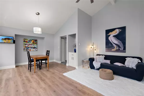 Central Saanich, BC V8Z 6Y4,6521 Bella Vista Dr