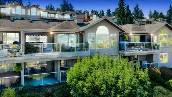 Central Saanich, BC V8M 1N8,6880 Wallace Dr #720