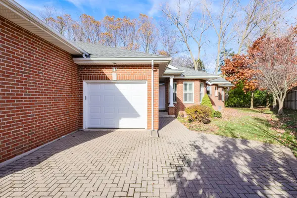 Niagara Falls, ON L2H 3L9,3300 Montrose RD #10