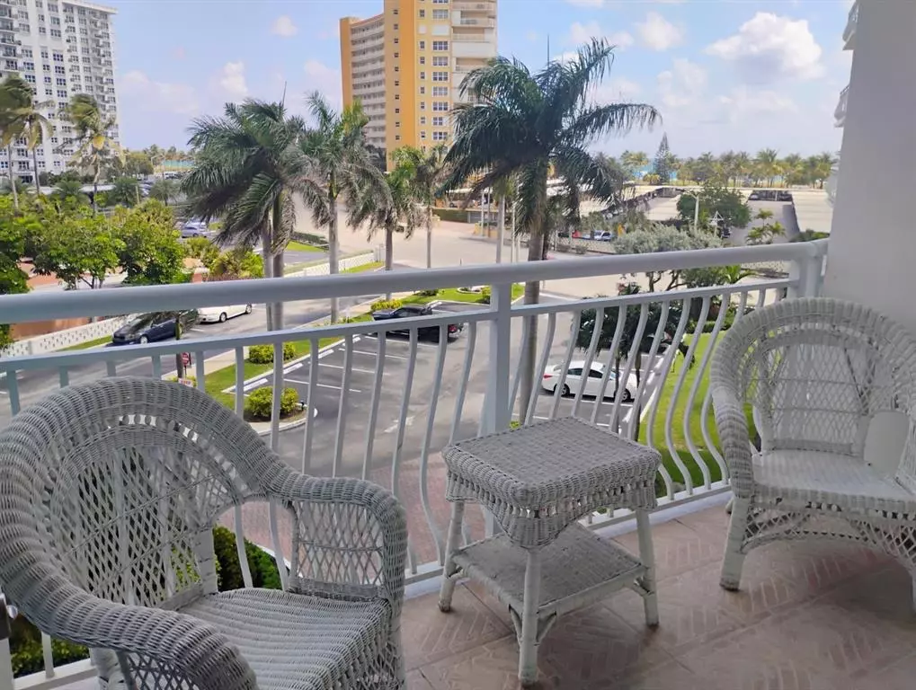 Pompano Beach, FL 33062,301 N Ocean Blvd #407