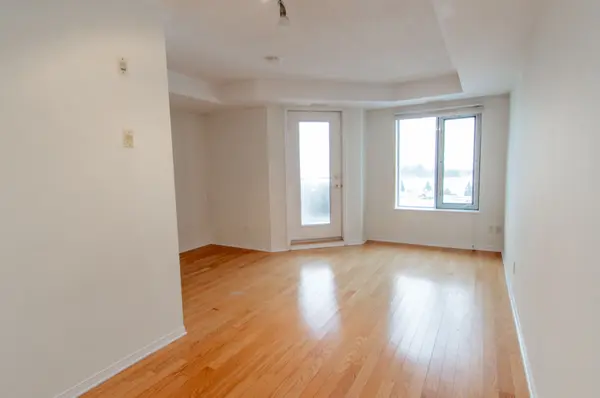 Carlington - Central Park, ON K2C 4G4,310 Central Park DR #5C