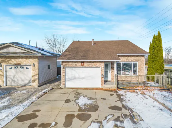 Welland, ON L3C 6W3,4 Eastwood DR