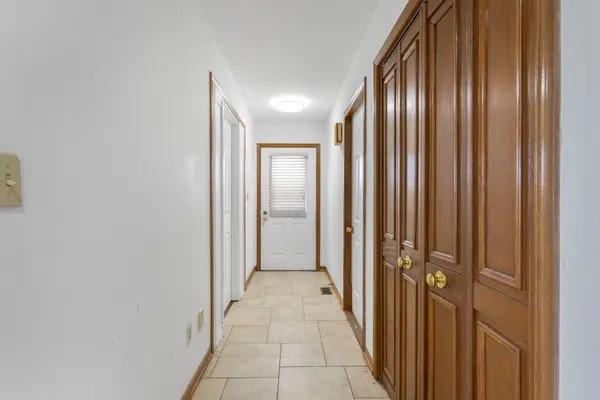 Welland, ON L3C 6W3,4 Eastwood DR