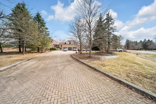 Caledon, ON L7K 0N1,3 Daybreak LN