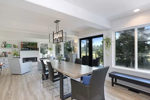 Fanny Bay, BC V0R 1W0,7703 Tozer Rd