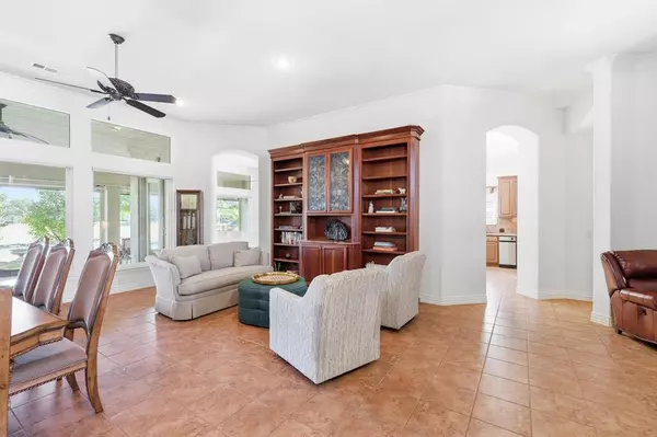 Denton, TX 76207,9501 Grandview Drive