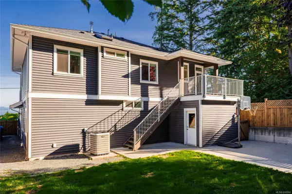 Nanaimo, BC V9T 5H3,5791 Vanderneuk Rd