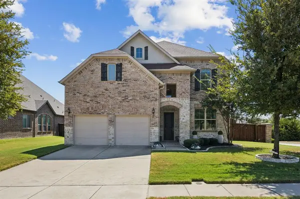 2823 Mastil Road, Grand Prairie, TX 75054