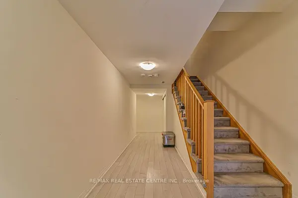 Brantford, ON N3S 0K4,585 Colborne ST E #902