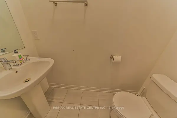 Brantford, ON N3S 0K4,585 Colborne ST E #902