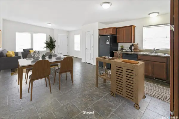 8470 Howard AVENUE #B, Gull Lake, SK S0N 1A0