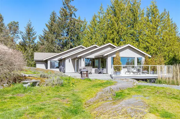 North Saanich, BC V8L 5B7,8518 Tribune Terr