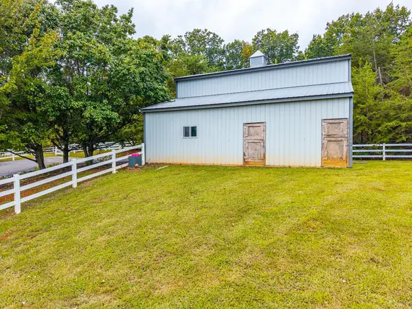 Altavista, VA 24517,1704 Dearing Ford RD